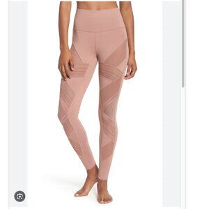 Alo Women's Interlace Mesh Legging in Rosewater, Medium
